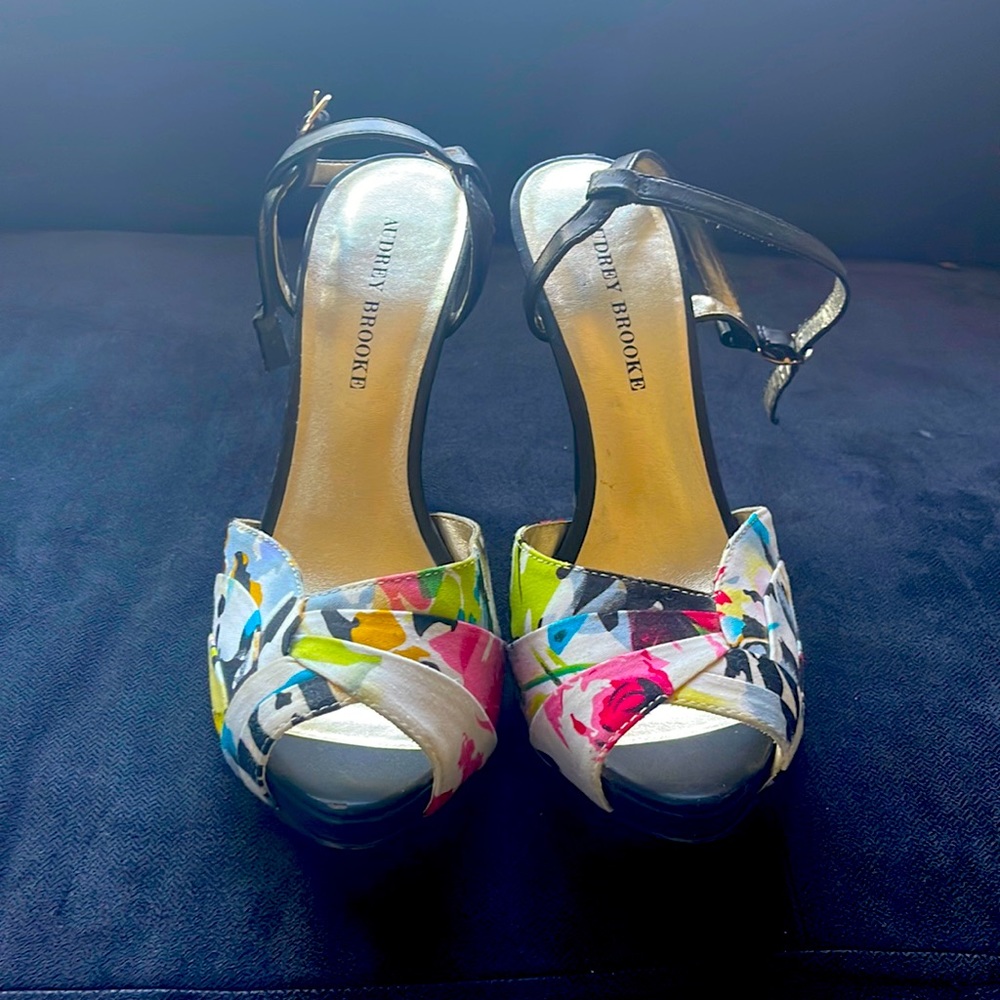 AUDREY BROOKE- heels/peep toe, SZ-10 fits like 9.5, worn strap (as shown above)